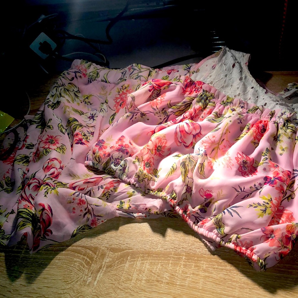 Cute summer skirt set young lady